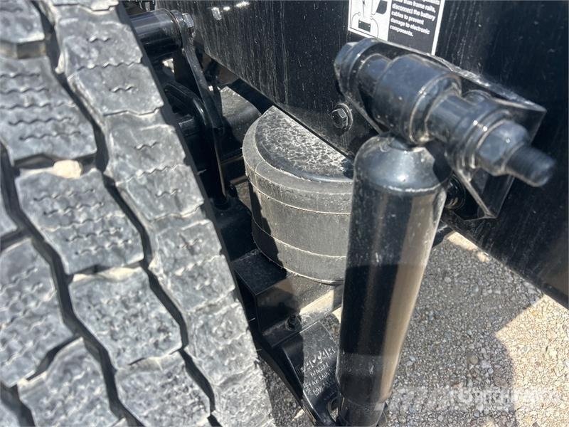Peterbilt 579 Truck Tractor Units