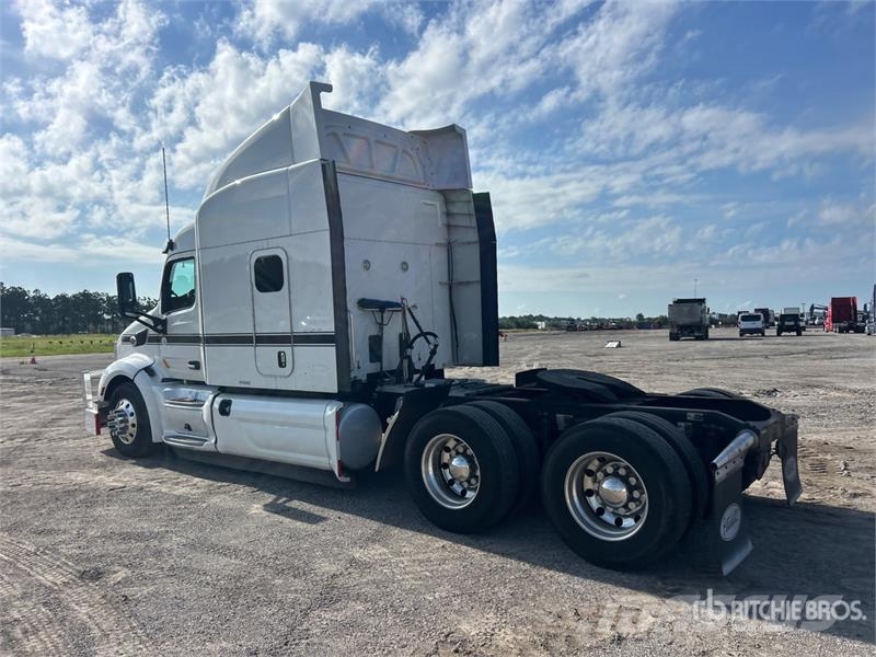 Peterbilt 579 Vilcēji