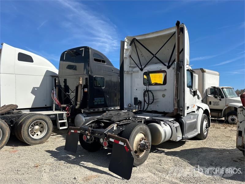 Peterbilt 579 Vilcēji