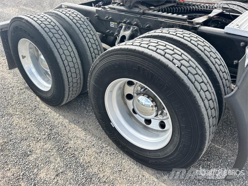 Peterbilt 579 وحدات الجر