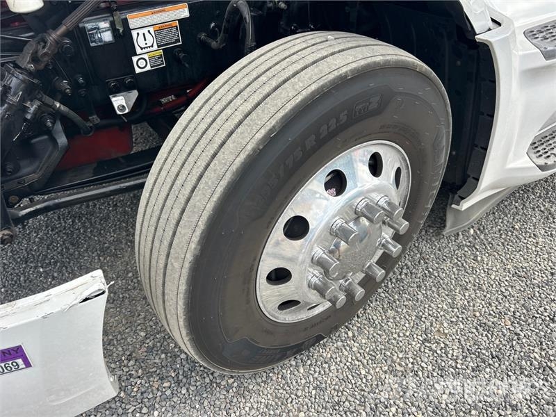 Peterbilt 579 وحدات الجر