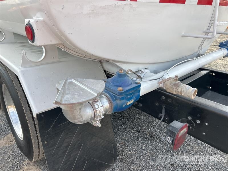 Peterbilt 579 Water tankers