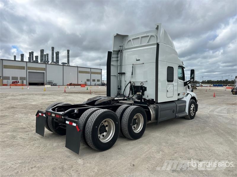 Peterbilt 579 وحدات الجر