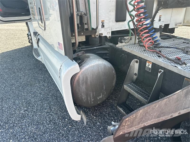 Peterbilt 579 曳引機組件