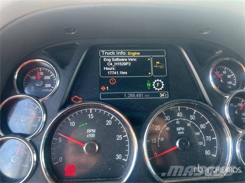 Peterbilt 579 Prime Movers