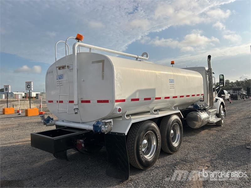 Peterbilt 579 Water tankers