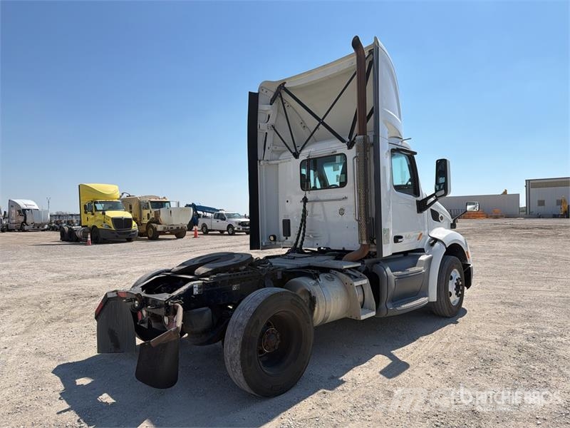 Peterbilt 579 Vilcēji