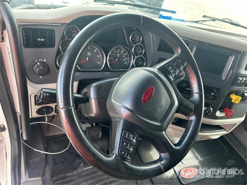 Peterbilt 579 Autotractoare