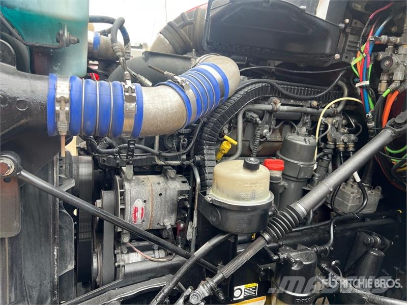 Peterbilt 579 中古トラクターヘッド | トレーラーヘッド