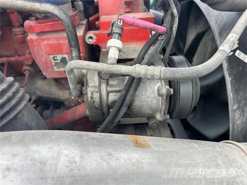 Peterbilt 579 وحدات الجر