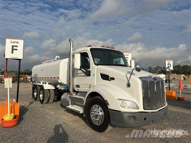 Peterbilt 579 Water tankers