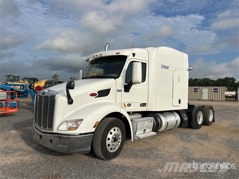 Peterbilt 579 中古トラクターヘッド | トレーラーヘッド