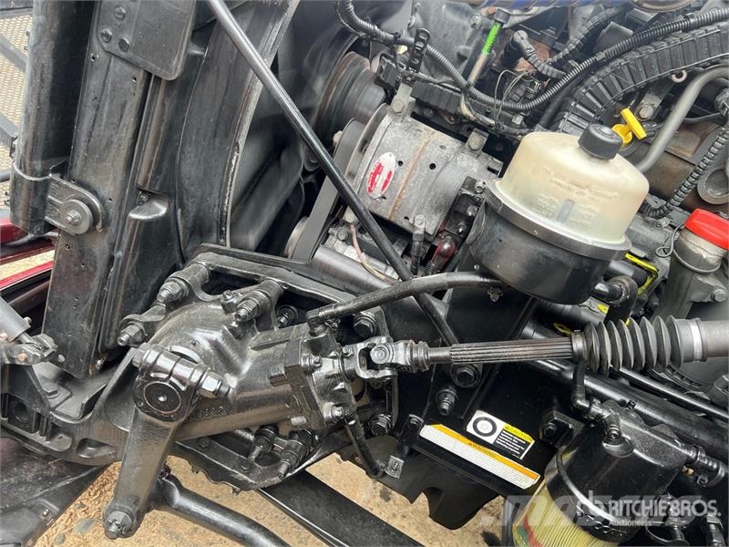Peterbilt 579 中古トラクターヘッド | トレーラーヘッド