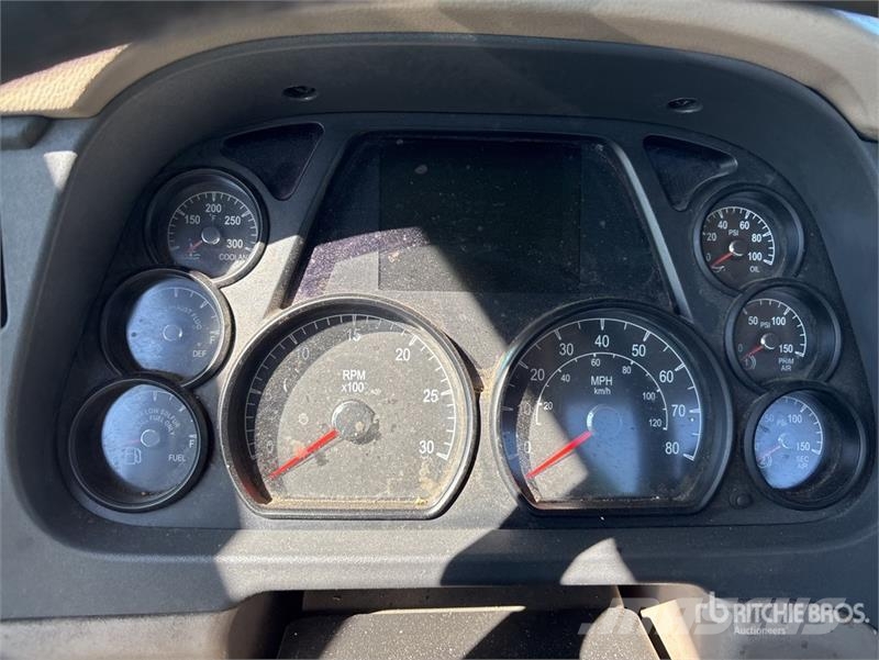 Peterbilt 579 Vetopöytäautot