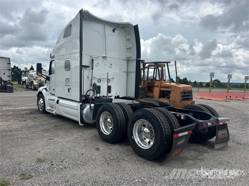 Peterbilt 579 Autotractoare