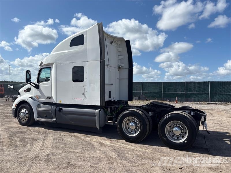 Peterbilt 579 وحدات الجر