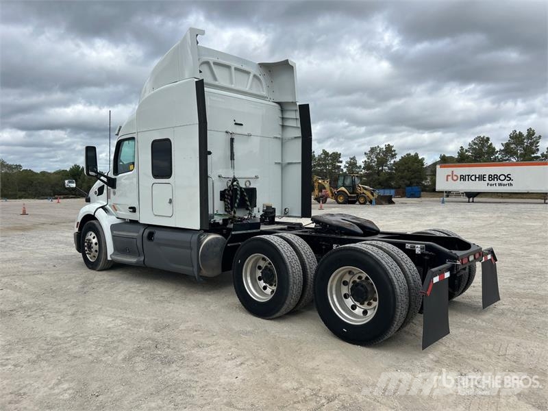 Peterbilt 579 وحدات الجر