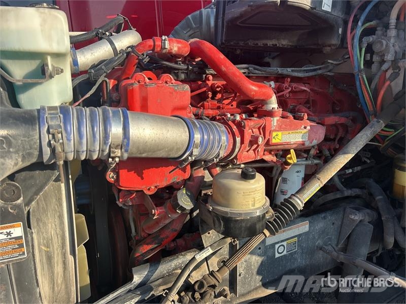 Peterbilt 579 4x2 S/A Day Cab Truck Tractor (Inoperable) Tractores (camiões)