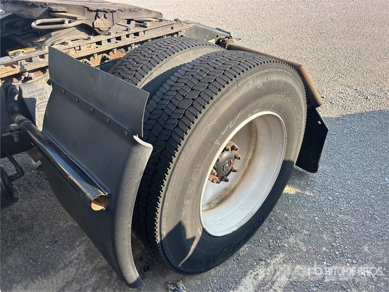 Peterbilt 579 4x2 S/A Day Cab Truck Tractor Ciągniki siodłowe