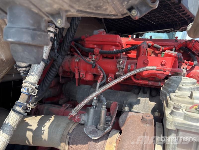 Peterbilt 579 4x2 S/A Day Cab Truck Tractor Autotractoare