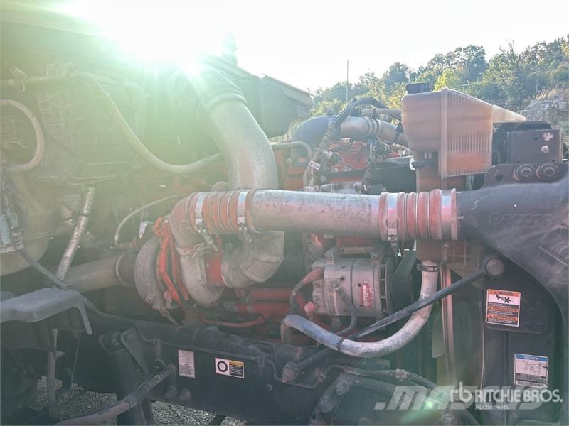 Peterbilt 579 4x2 S/A Day Cab Truck Tractor (Inoperable) Tractores (camiões)