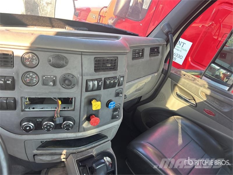 Peterbilt 579 4x2 S/A Day Cab Truck Tractor (Inoperable) Tractores (camiões)