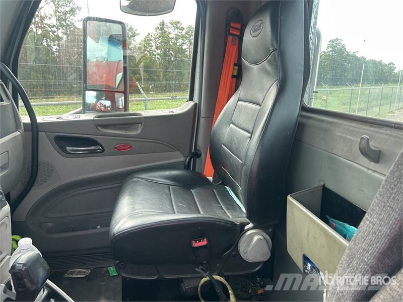 Peterbilt 579 4x2 S/A Day Cab Truck Tractor (Inoperable) Motrici e Trattori Stradali