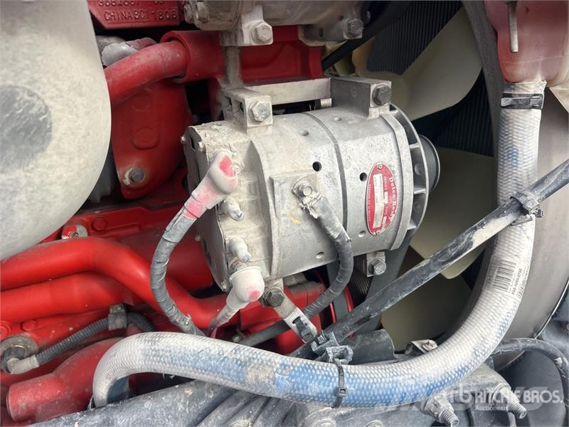 Peterbilt 579 4x2 S/A Day Cab Truck Tractor (Inoperable) Motrici e Trattori Stradali