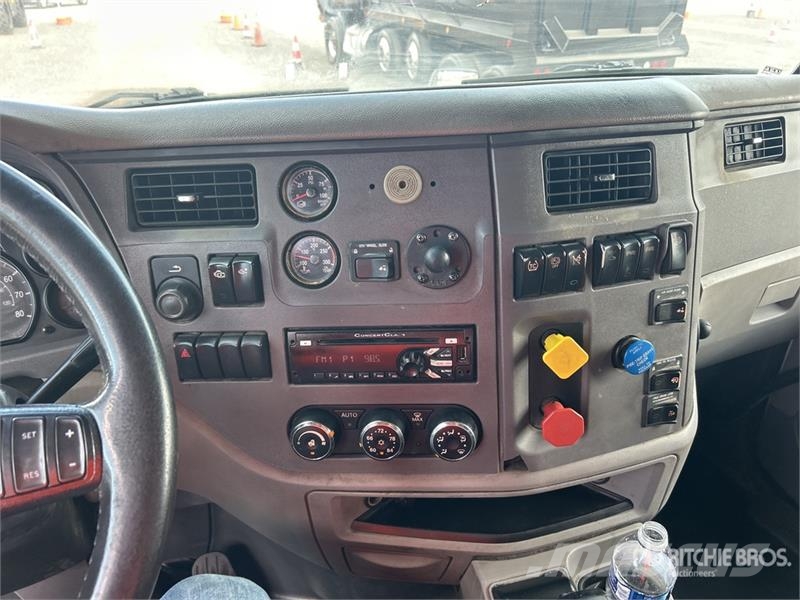 Peterbilt 579 6x4 T/A Dump Truck Camiões basculantes