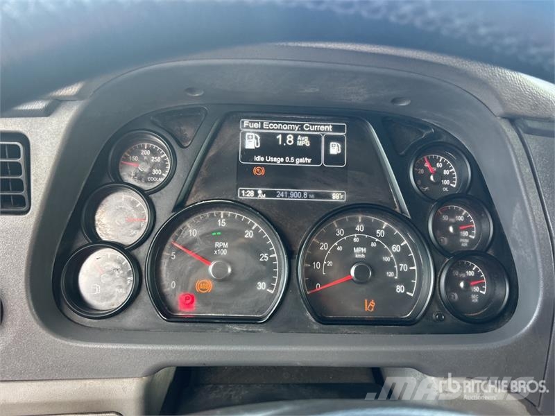 Peterbilt 579 6x4 T/A Dump Truck Camiões basculantes