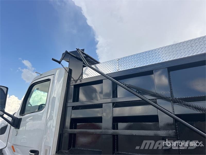 Peterbilt 579 6x4 T/A Dump Truck Camiões basculantes