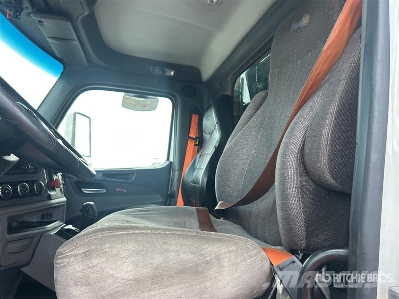 Peterbilt 579 6x4 T/A Dump Truck Camiões basculantes