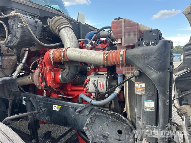 Peterbilt 579 6x4 T/A Dump Truck Camiões basculantes