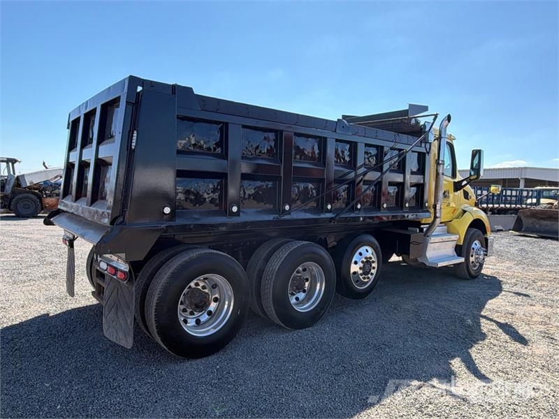 Peterbilt 579 8x4 Tri/A Dump Truck Kiper tovornjaki