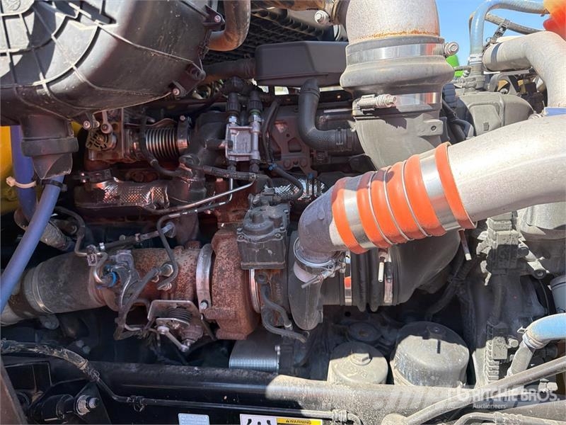 Peterbilt 579 8x4 Tri/A Dump Truck Kiper tovornjaki
