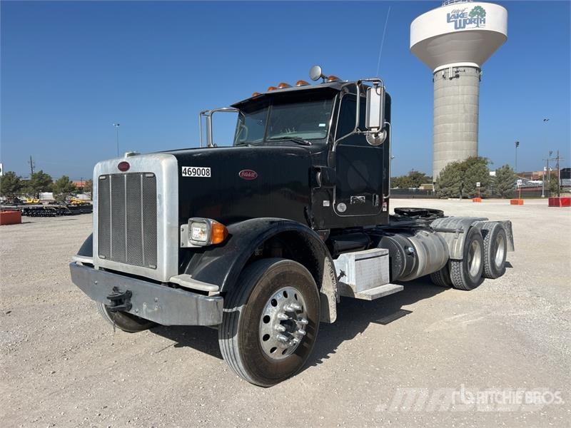 Peterbilt 6x4 T/A Day Cab Truck Tractor وحدات الجر