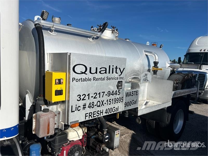Peterbilt EAM PRT 1500 on Peterbilt 330 4x2 Vacuum Tanker T Saug- und Druckwagen