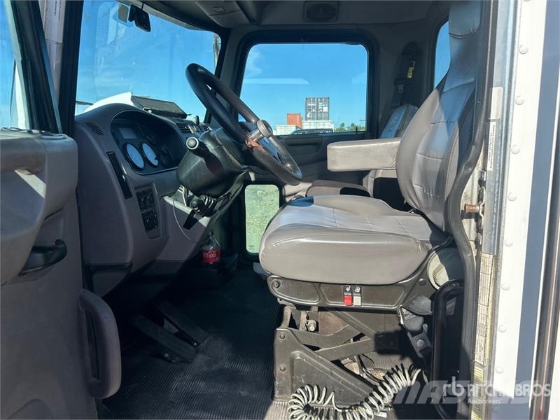 Peterbilt EAM PRT 1500 on Peterbilt 330 4x2 Vacuum Tanker T Saug- und Druckwagen