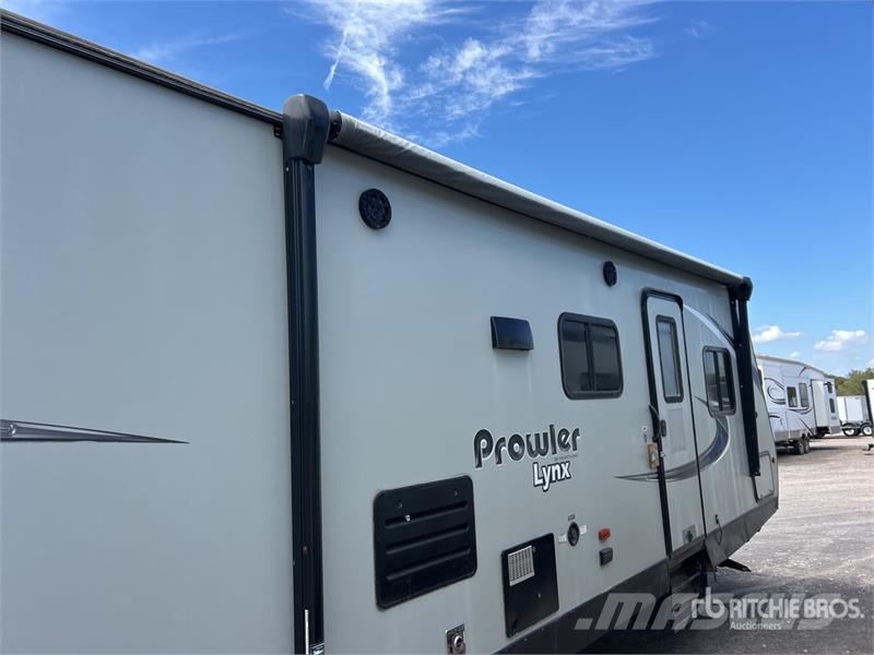 Pioneer 32LX Prowler 36 ft T/A Travel Trailer Other trailers