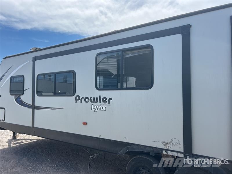 Pioneer 32LX Prowler 32 ft T/A Travel Trailer 其他拖車