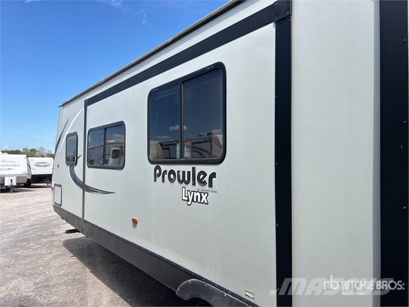 Pioneer 32LX Prowler 32 ft T/A Travel Trailer 其他拖車