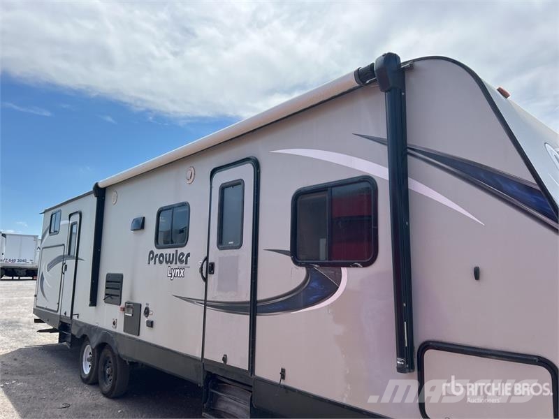 Pioneer 32LX Prowler 32 ft T/A Travel Trailer 其他拖車