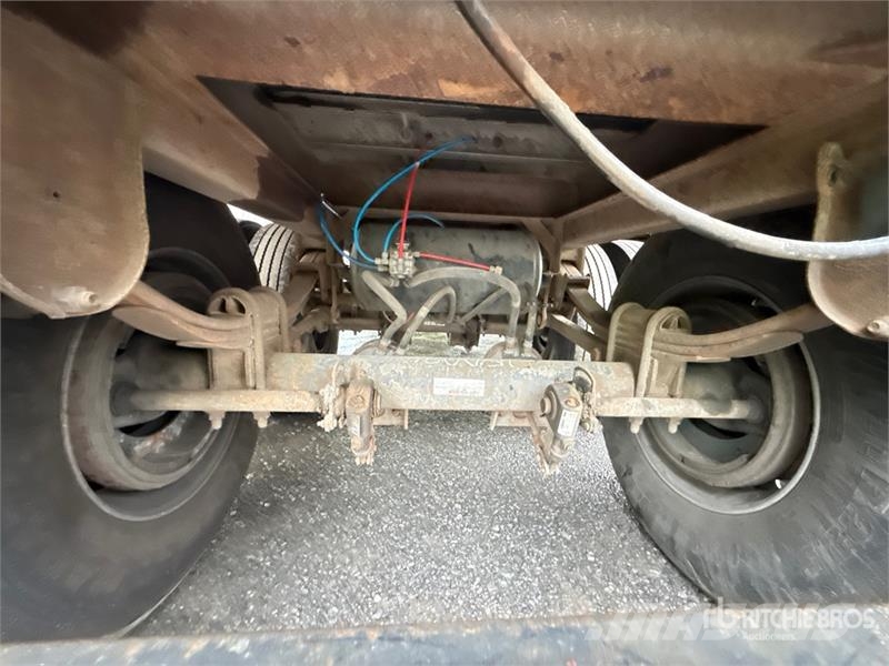 Pitts CV-CT 42 ft x 96 in T/A Chip Trailer Ρυμούλκες θρυμματισμένης ξυλείας