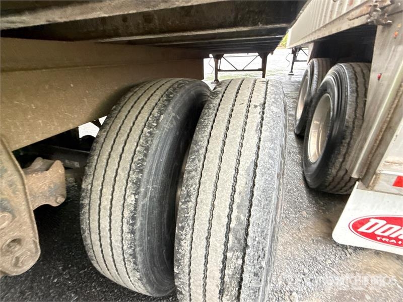 Pitts CV-CT 42 ft x 96 in T/A Chip Trailer Ρυμούλκες θρυμματισμένης ξυλείας