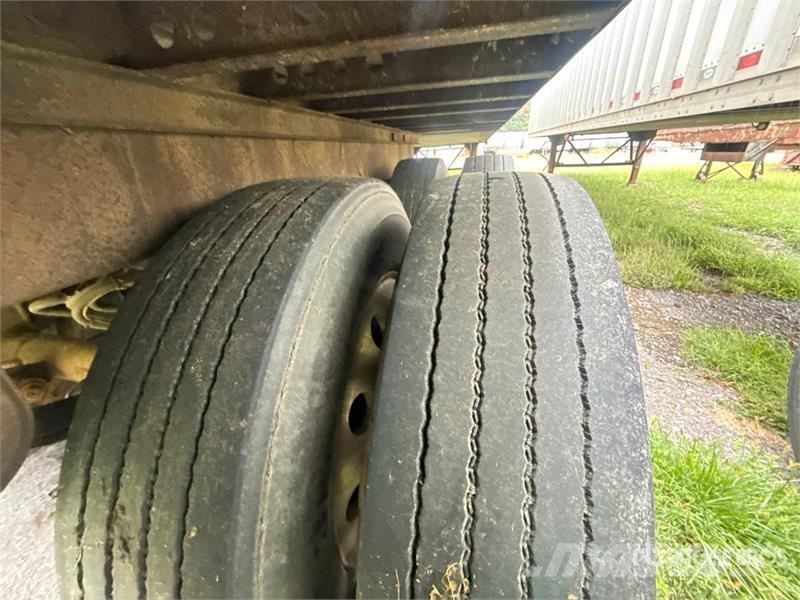 Pitts CV45 45 ft T/A Chip Trailer Talas römorklari