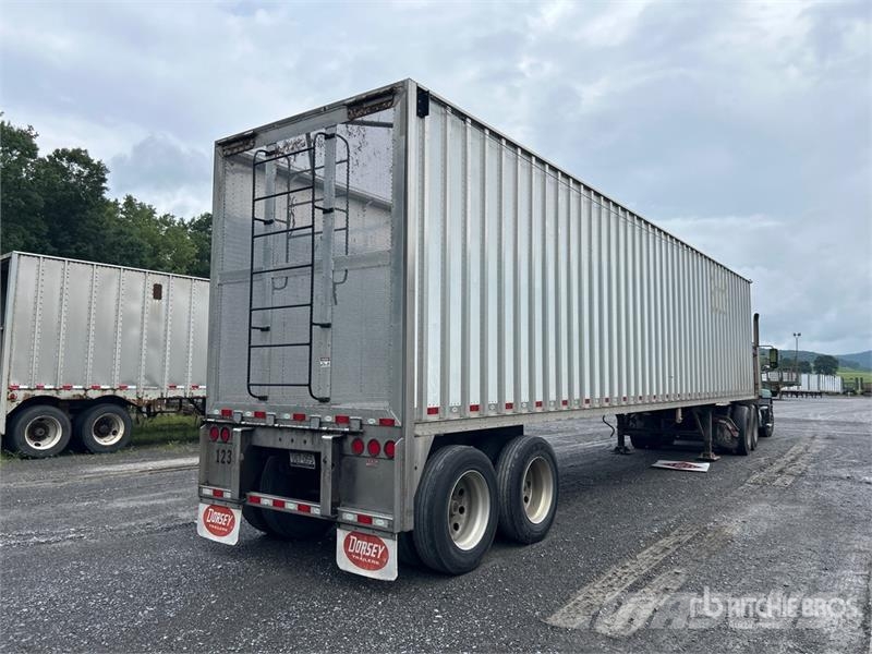 Pitts CV45 45 ft T/A Chip Trailer Flishenger