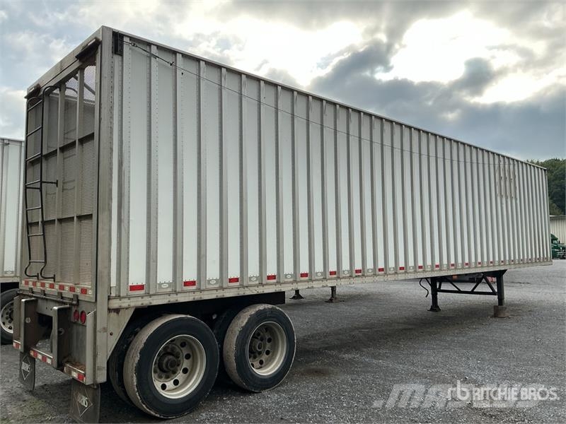 Pitts CV45 45 ft T/A Chip Trailer Ремаркета за дървени стърготини