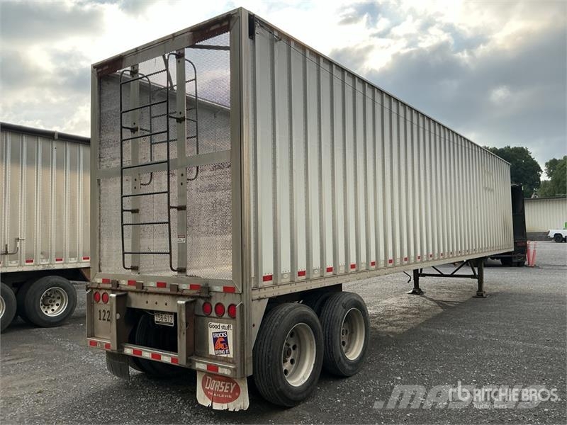 Pitts CV45 45 ft T/A Chip Trailer Ремаркета за дървени стърготини