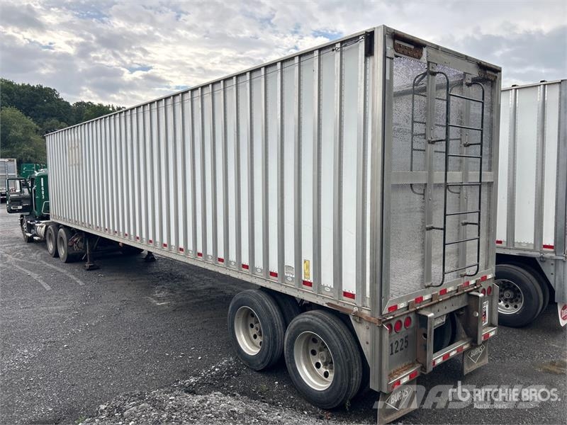 Pitts CV45 45 ft T/A Chip Trailer Flishenger