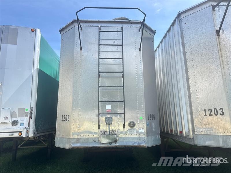 Pitts CV45 45 ft x 96 in T/A Chip Trailer Talas römorklari